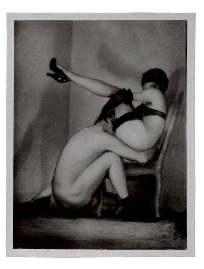 PIERRE MOLINIER (1900-1976) 
Double autoportrait assis - Collage original finalisé,...