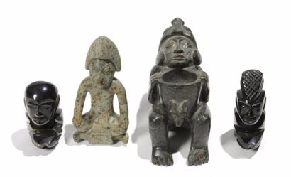 null Deux sculptures en pierre représentant des personnages dans le goût précolombien...