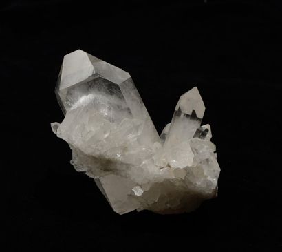 null Cristal de roche
H. 14 cm L. 11 cm