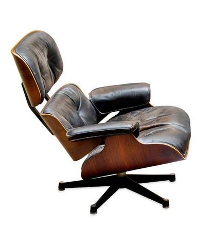 null Charles et Ray EAMES (1907-1978 et 1912-1988) Lounge chair Fauteuil. Fauteuil...