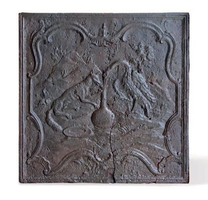 null PLAQUE DE CHEMINÉE
En fonte à décor de la fable de La Fontaine «Le renard et...