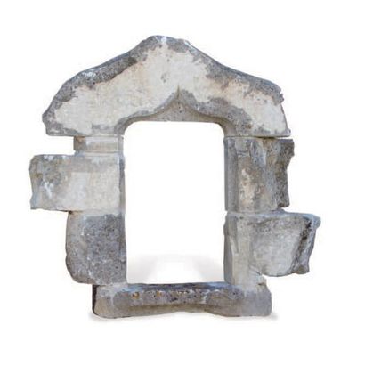 null FENÊTRE SIMPLE
Le linteau en arbalète.
Matériaux: Calcaire. XVème siècle.
L....