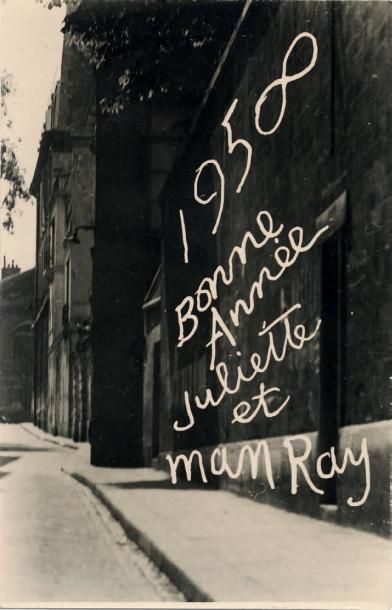 MAN RAY (1890-1976) 
Carte de Voeux - 1958
Tirage argentique d'époque.
Signé et daté...