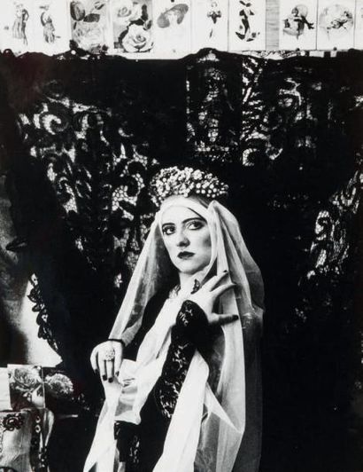 Irina Ionesco 
Femme au voile - Vers 1970
Tirage argentique ferrotypé d'époque avec...