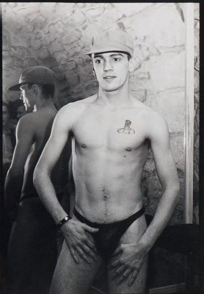 RV LEBEAUPAIN (1956-1996) 
Importante archive du photographe du milieu gay Parisien,...