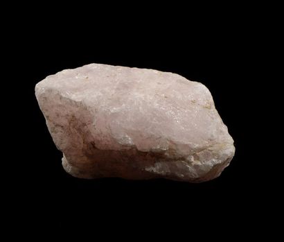 null Quartz (cristal de roche) rose

H. 8 cm L. 17 cm
H. 8 cm L. 17 cm