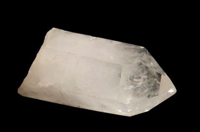 null Cristal de roche

H. 9 cm L. 23 cm