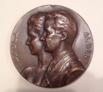 null René Cliquet 1899-1977. Medaille en bronze à l'éfigie du Roi Albert II et la...