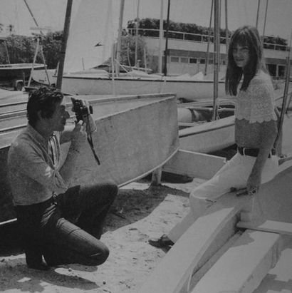 Francis APESTEGUY (né en 1952) Serge Gainsbourg et Jane Birkin mai 1969

Tirage argentique...