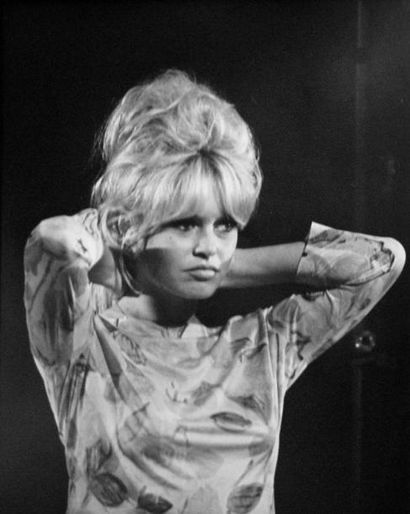 Daniel CANDE (né en 1938) Brigitte Bardot « Vie privée Paris 1965 »

Tirage argentique...