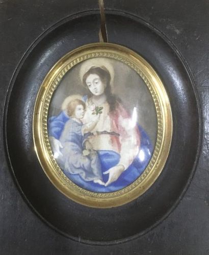 null Miniature sur panneau représentant la Vierge à l’Enfant Jésus

D. 8,5 cm

