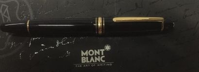 null MONTBLANC

Meisterstück

Stylo fluo en résine noir 

