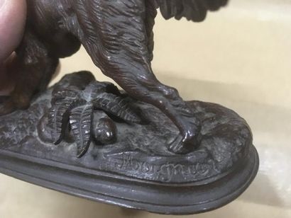 null Jules MOIGNEZ (1835 - 1894)

Chien à l'arrêt

Sculpture en bronze ciselé et...