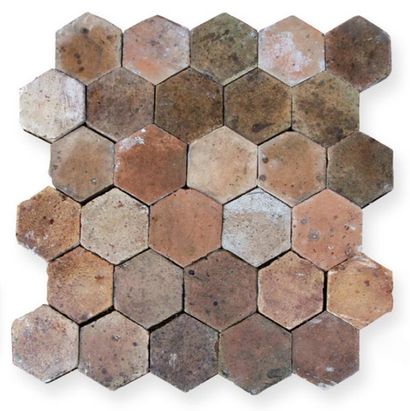 null CARREAUX HEXAGONAUX DE TERRE CUITE XVIIIème siècle. Dim.: 16,5 x 16,5 cm - Lot...