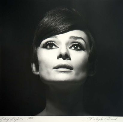 null Douglas Kirkland 

Audrey Hepburn 1965

Tirage couleur format 45 X 45 cm signé...