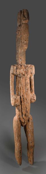 Peuple IBO - Nigeria 
Couple de statues d'ancêtres.
Sculptures en bois dur et à patine...