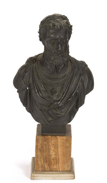 Italie ou Autriche. XIXème siècle Charles Quint (1500-1558) en Empereur
Romain
Sculpture...