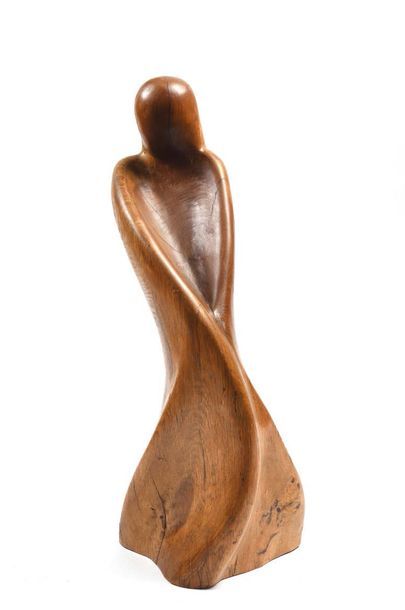 B. PETIT (actif au XXème siècle) Femme stylisée
Sculpture en bois patiné - signé...