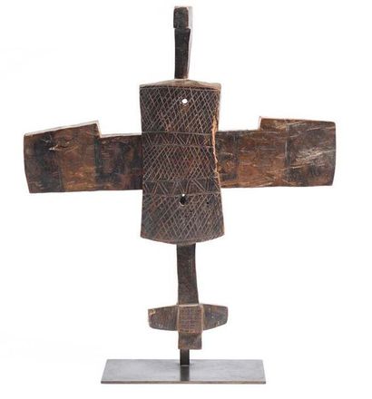 null Peuple DOGON - Mali
Belle serrure en bois sculpté et patiné.
59 x 50 cm