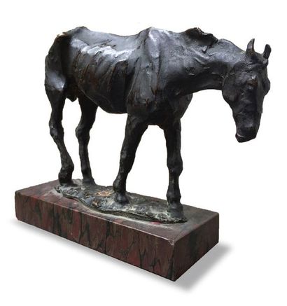 Herbert HASELTINE (1877-1962) La sortie du prè
Sculpture en bronze ciselé et patiné.
Signé...