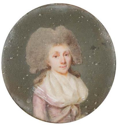 Ecole française. Début XIXème siècle Femme à la robe rose
Miniature peinte à la gouache.
Dans...
