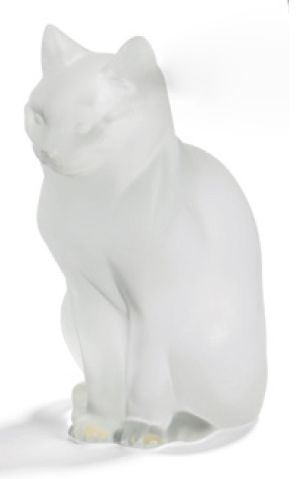 Maison LALIQUE d'après un modèle de René LALIQUE (1860-1945) Chat assis, modèle créé...