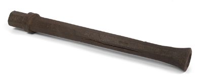 null Canon en bronze patiné (fente)
XVIIIème siècle
L. 73 cm