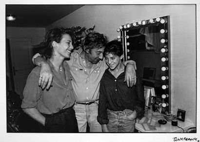 Tony FRANK Serge Gainsbourg ,Jane Birkin et Charlotte 

Tirage papier argentique...