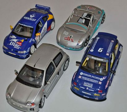 null Lot de 4 maquettes Renault Compétition: Megane, Spider Regnotti, Clio V6 Beltoise,...