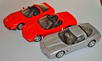 null Lot de 3 maquettes Corvette: Cabriolet 1998, ZR1 et GT C5, échelle 1/18°