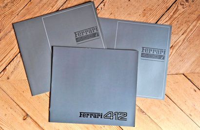 null Lot de 3 brochures relatives aux Ferrari 400 et 412