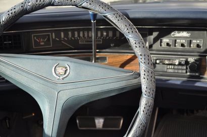 CADILLAC FLEETWOOD ELDORADO Convertible - 1973 N° de série : 6L67S3Q439438

Le Cadillac...