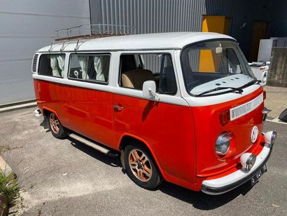 VOLKSWAGEN Combi T2B - 1973 Châssis: 2232221475
Moteur: AF048955
Le T2 nommé Bay...