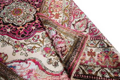 null Very rare and original ISPAHAN double-faced silk and cotton (Iran), 2nd third...