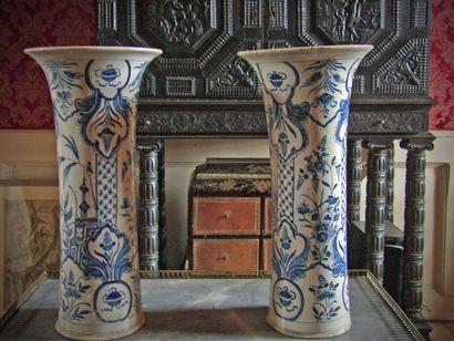 DELFT. Pair of blue-white earthenware vases...