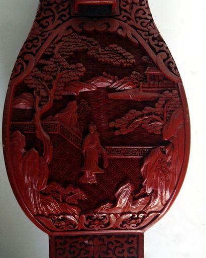 null Cinnabar lacquer vase - Early 20th century - CHINA - 30x16,5x14 cm