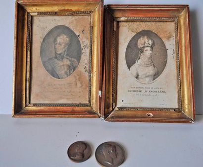 null 2 gravures: Duc et Duchesse d'Angoulême (mauvais état) et 2 médailles en bronze...