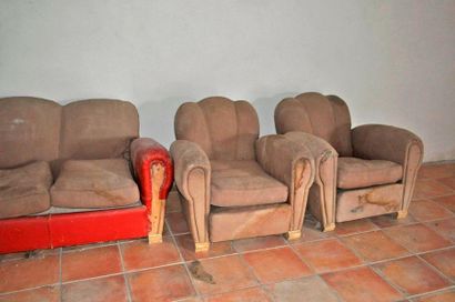 Art Deco living room: sofa and 2 armchairs...