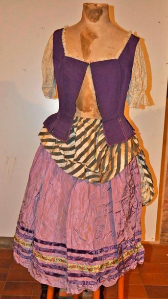 Skirt and corset set, late 18th century style...