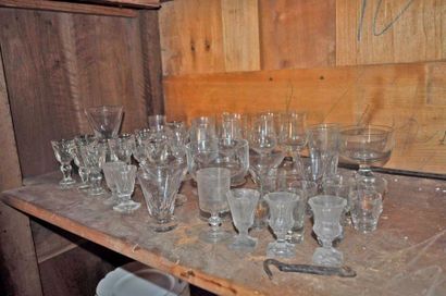 null Lot de verres diverses, XIX°, XX°. Environ 50 pièces