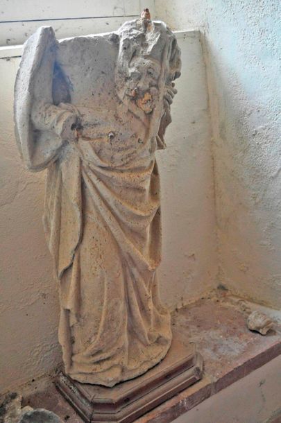 Vierge à l'enfant en pierre sculpté (accidents...