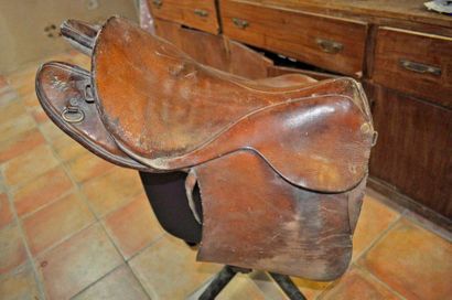 null Cavalry saddle. Donerat: military saddlery of the Fort de Vincennes, end of...