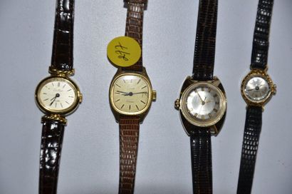 null Lot de 11 montres bracelets: 4 pour femme et 7 pour homme, stock d'horloger...