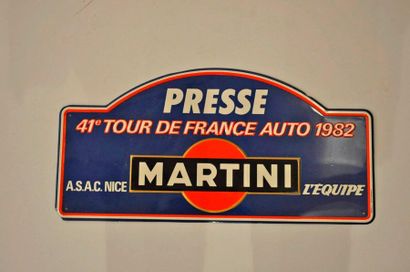 null Tour de France Auto 1982. 1 plaque de rallye en tôle