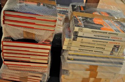 null Lot of 37 volumes of the book "L'Année Automobile" years 1967 - 2011