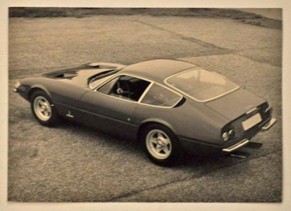null 1 photo Ferrari 365 GTB4 from 1968 (official photo PININ-FARINA)