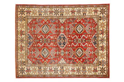 null Grand Kazak ( Caucase du sud) vers 1985 Dimensions 244 x 192 cm Caractéristiques...