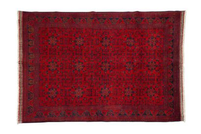 null Grand Ersari . Afghan ( turkmèn). Vers 1975 Dimensions. 292 x 202 cm Caractéristiques...