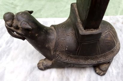 null Deux Stèles en bronze supportées par des tortues CHINE fin XIXe siècle Haut....