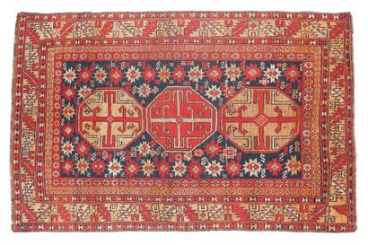 null Tapis KONAGEND (Caucase), fin du 19e siècle

Dimensions : 163 x 100cm.

Caractéristiques...